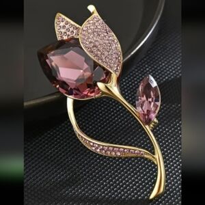 Elegant Gold and Pink Crystal Brooch